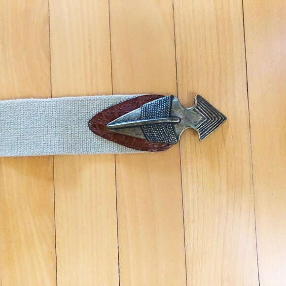 Vintage Omega stretch arrowhead belt — Made in USA, Small (24") - Picture 7 of 11